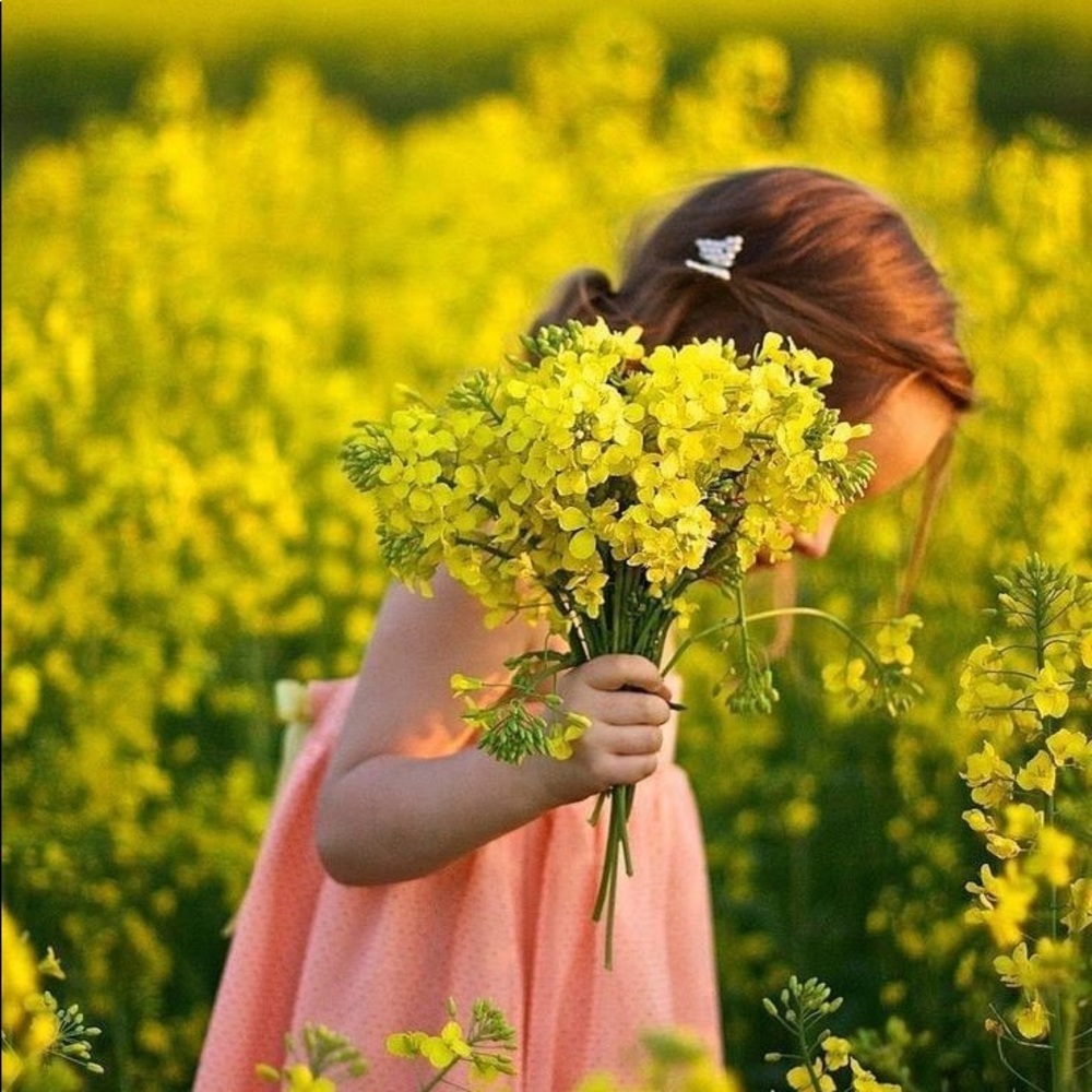 SPEND 20  GET  A CUTE BRACELET FREE 🌸🌸🌸🌸🌸🌸